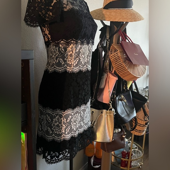 Sandro Black and White Lace Mini Dress size 1 🎩🎩 - Picture 6 of 12